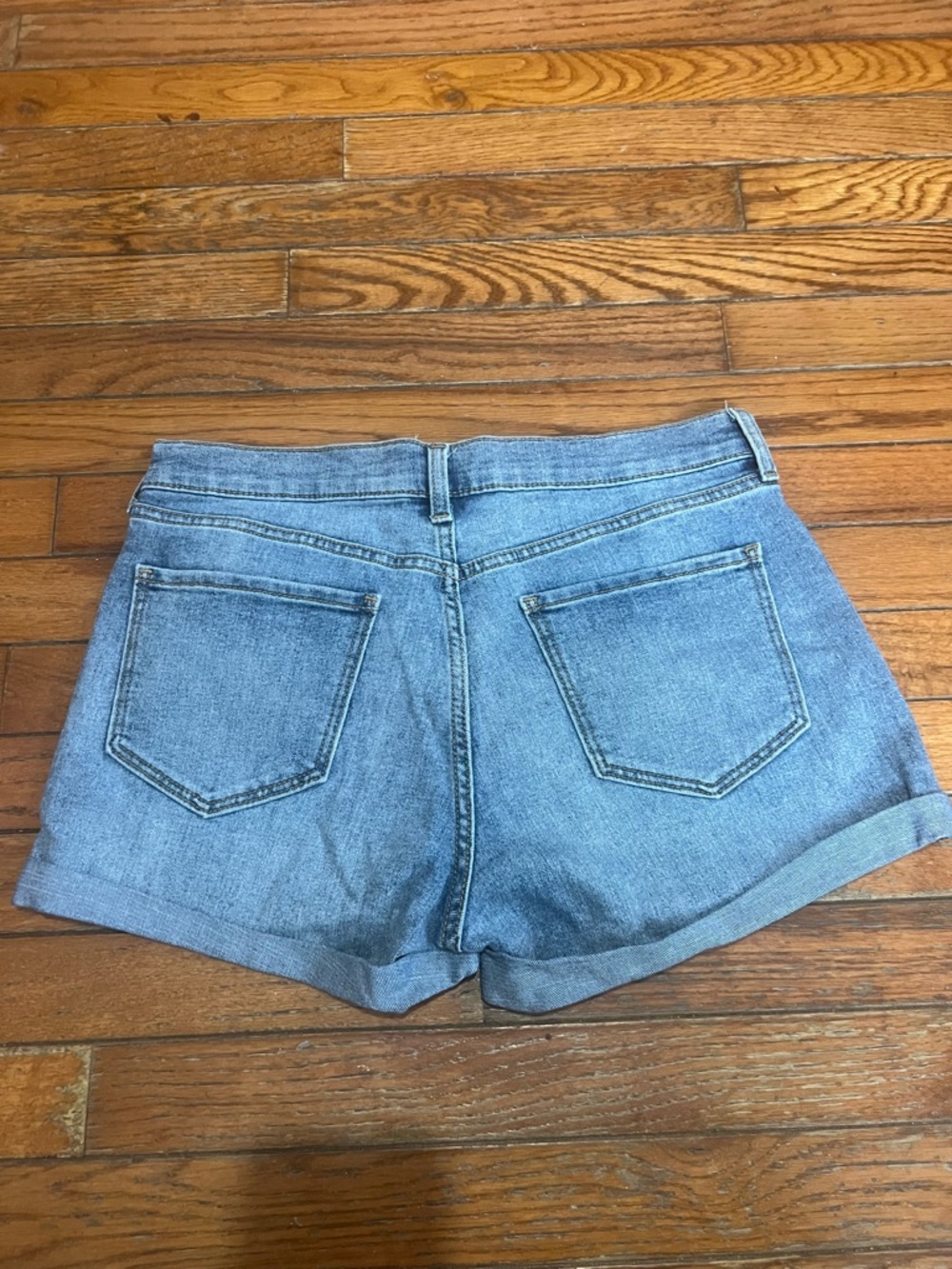 Old Navy Light Blue Denim Cuffed Shorts - Picture 3 of 8